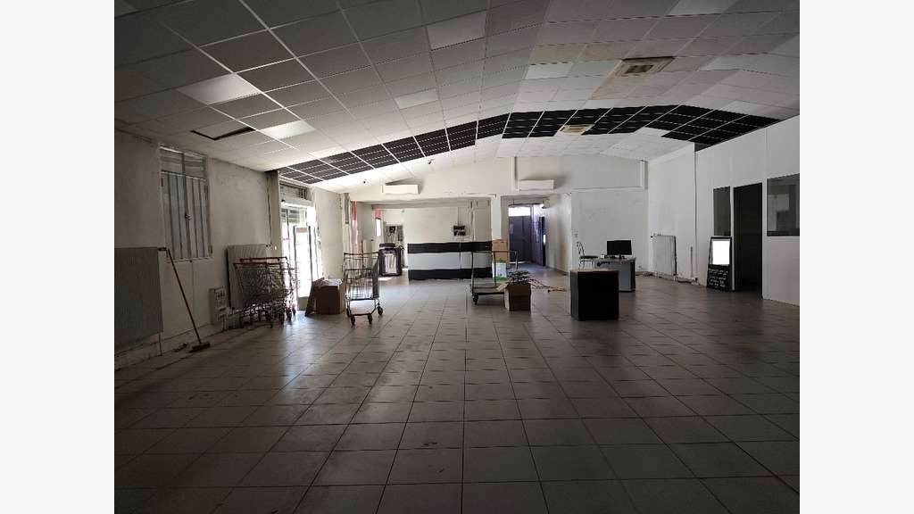 Vente local empl idéal centre-ville de Vichy