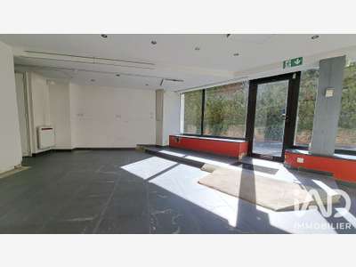 Vente local commercial 45m² à Villecresnes centre