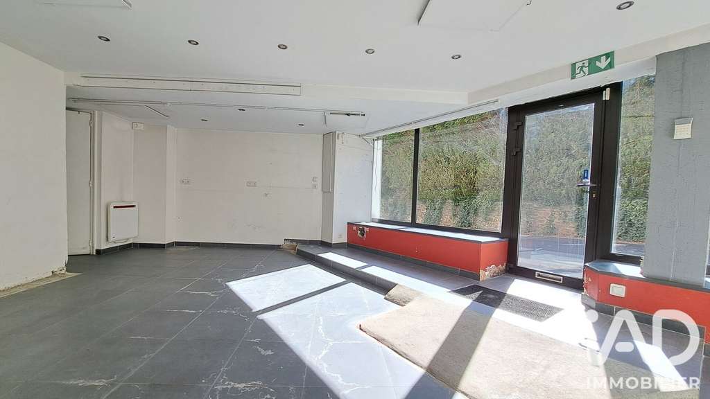 Vente local commercial 45m² à Villecresnes centre
