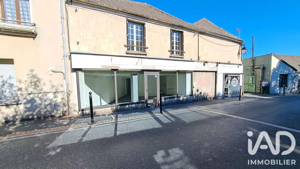 Vente local commercial 45m² à Villecresnes centre