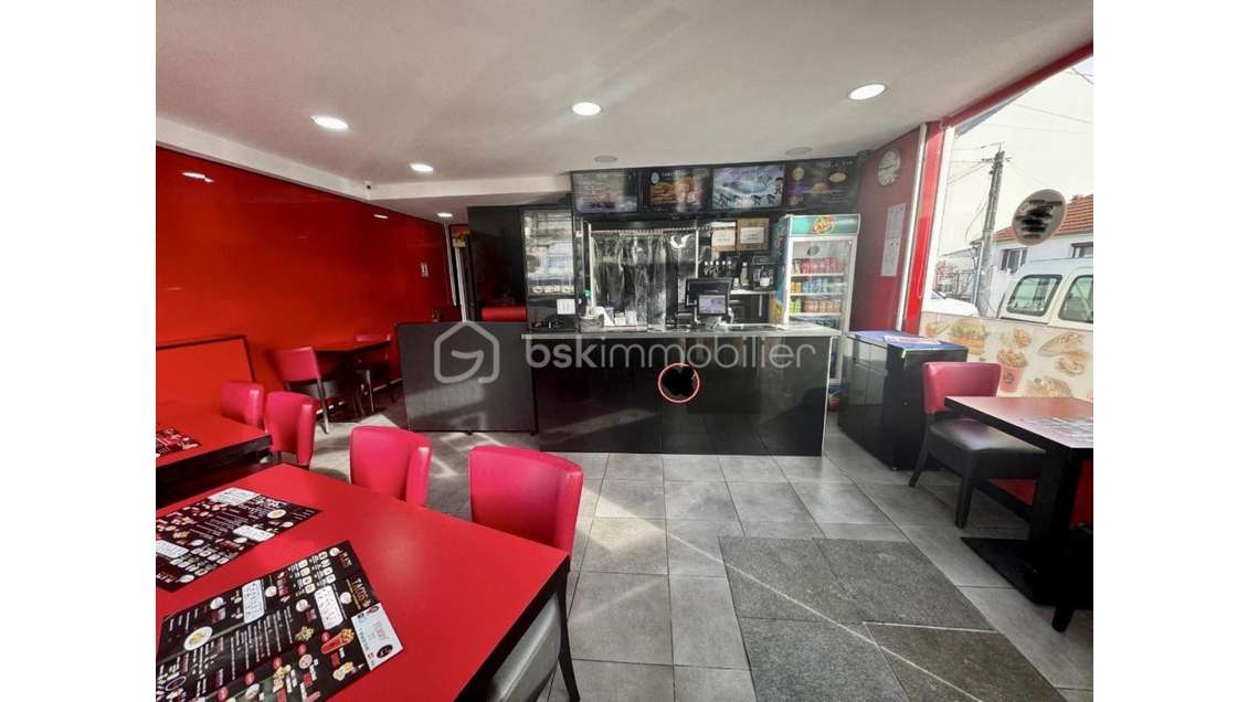 AV local restaurant lumineux 50m² à Villeparisis