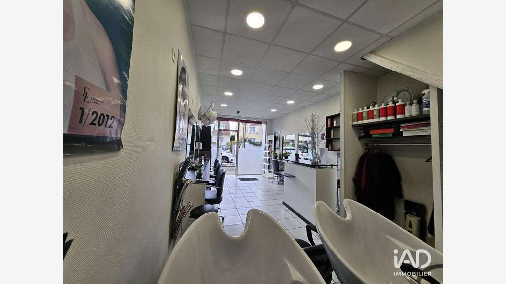 Droit au bail boutique 29m² à Viry-Châtillon