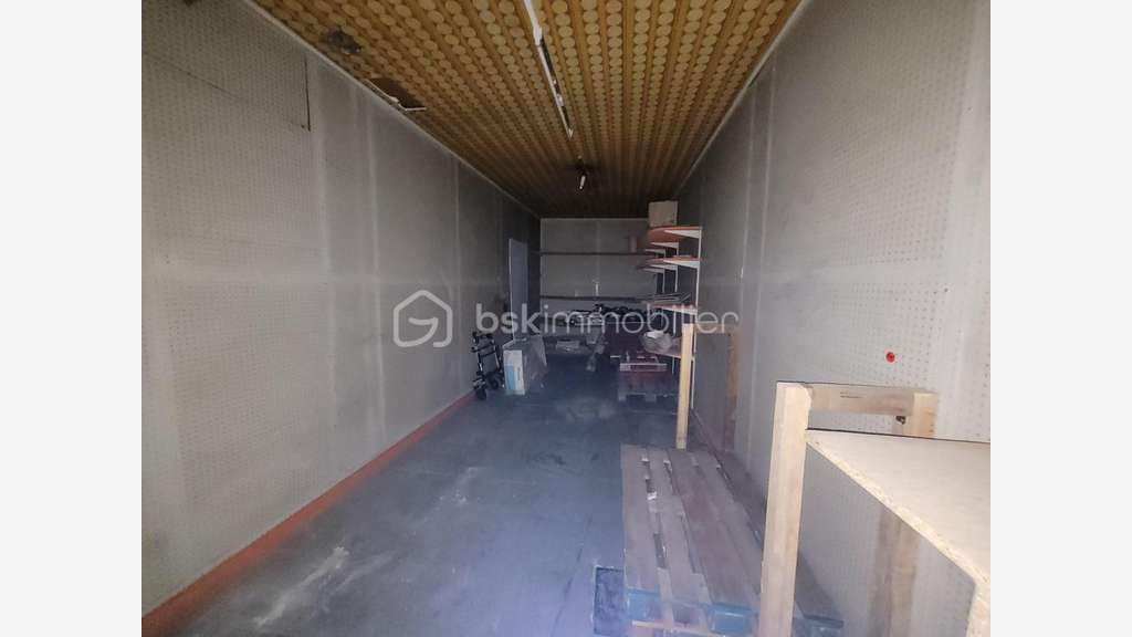 Vente murs commerciaux de 185m² à Voiron centre