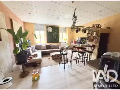 Vente murs commerciaux à Châtel St Germain