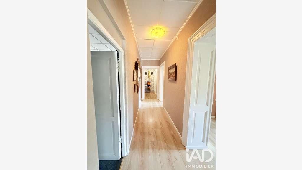 Vente murs commerciaux à Châtel St Germain