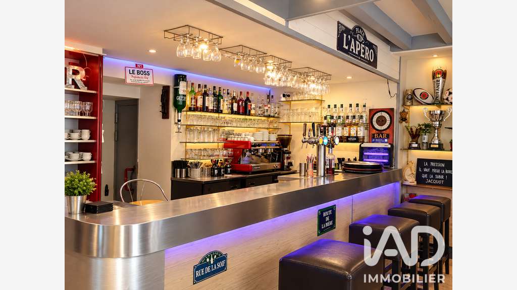 Vente local commercial proche du Lions d'Angers