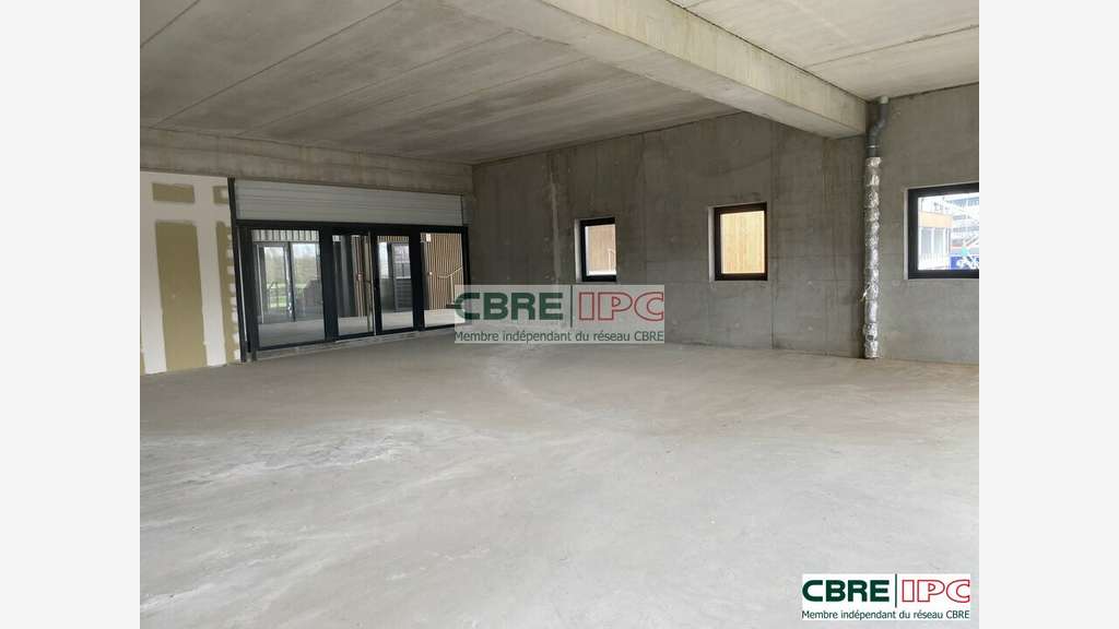 Vente local commercial 142m² proche Gare à Dax