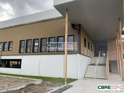 Vente local commercial 142m² proche Gare à Dax