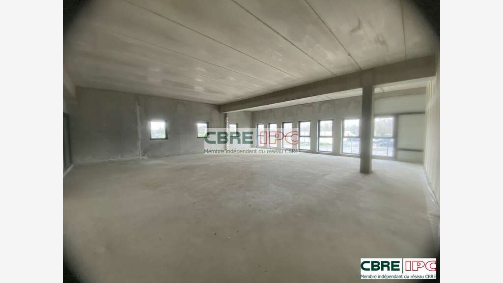 Vente local commercial 142m² proche Gare à Dax