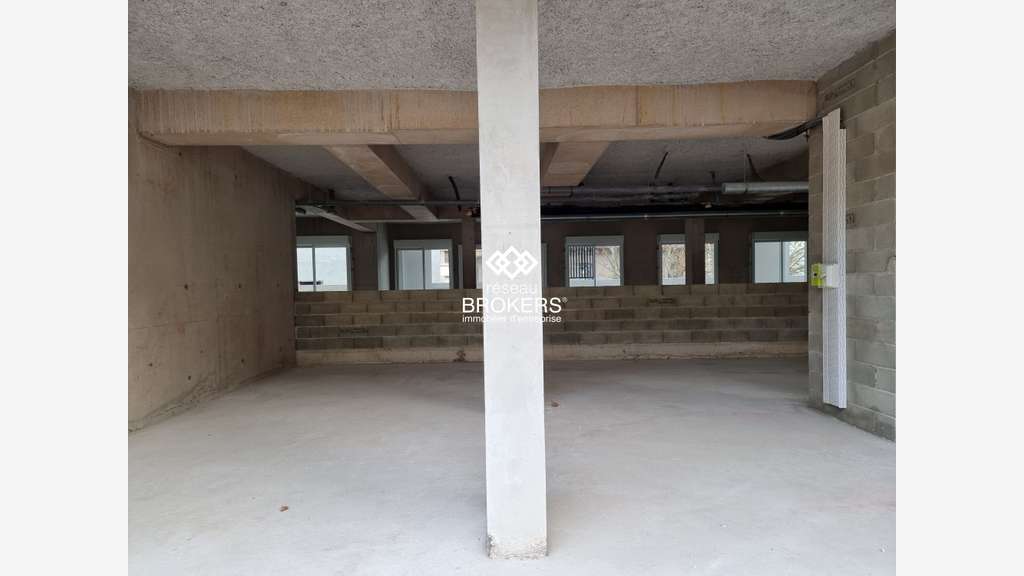 Local commercial de 52,10 m² - Clermont l'Hérault