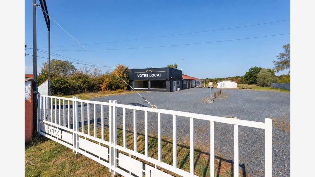 Local commercial 475m² à vendre à Digoin RCEA /A89
