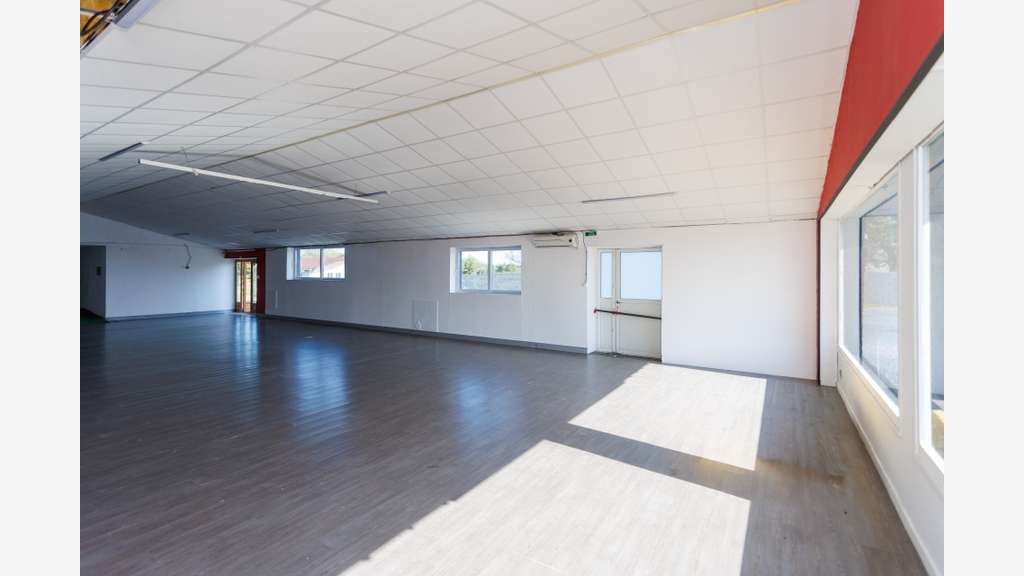 Local commercial 475m² à vendre à Digoin RCEA /A89