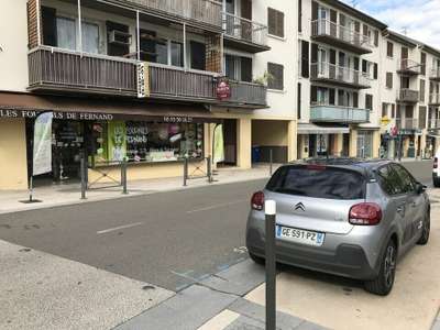 Vente local commercial loué à Isle
