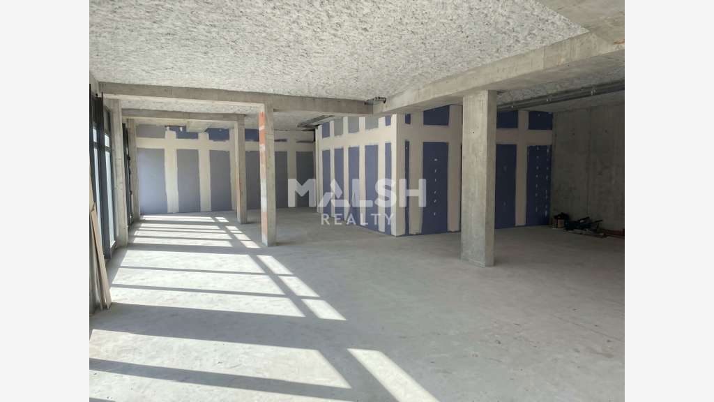 Local commercial à vendre 153m² à Lyon 7e