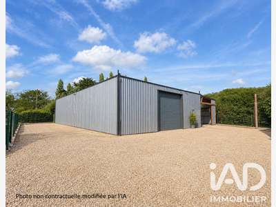 Vente superbe bâtiment commercial à Merlevenez