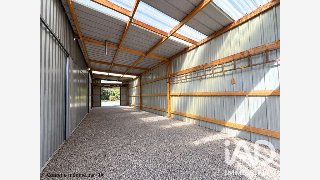 Vente superbe bâtiment commercial à Merlevenez