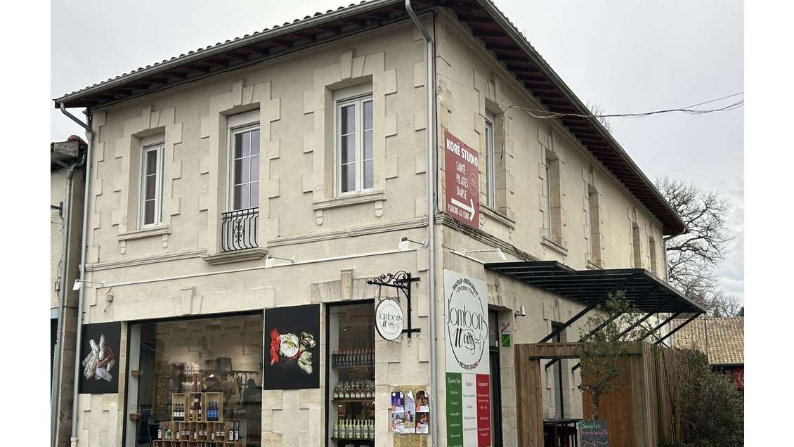 Vente murs commerciaux 105m² au centre de Mios