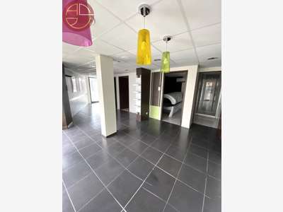 Vente local 101m² double vitrine à Blagnac