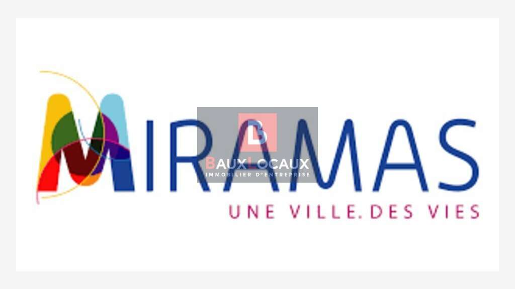 Vente local commercial ou bureau 120m² à Miramas