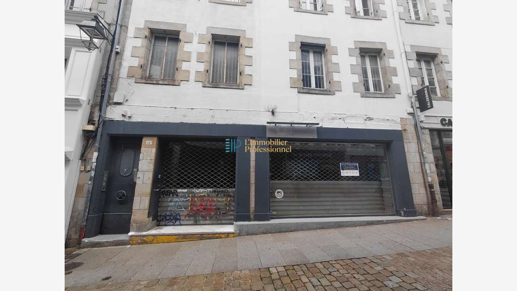 Vente local commercial 174m² à Quimper centre 