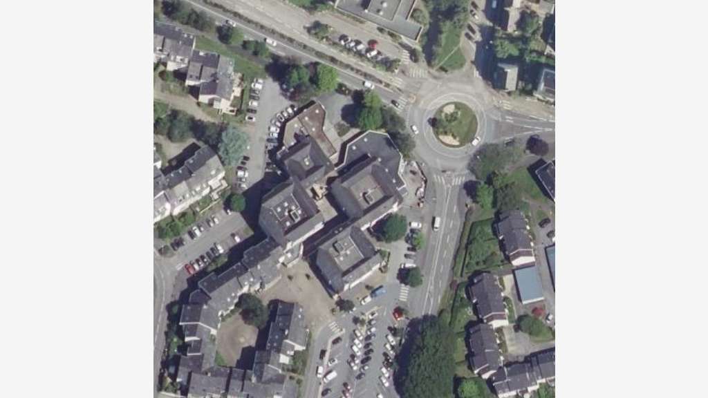 Vente local commercial 63m² à Quimper, Braden