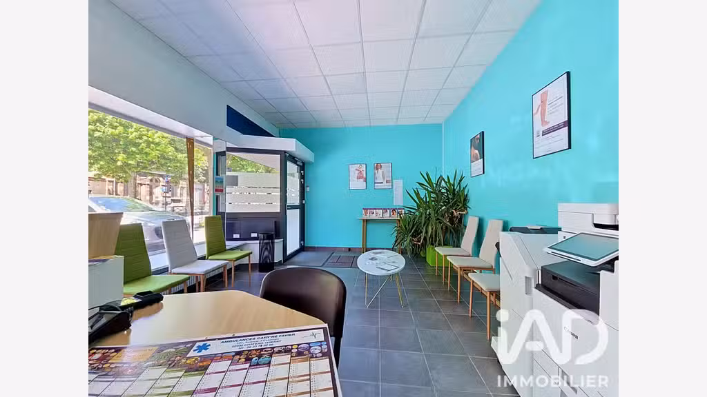 AV murs commerciaux visibilité d'exception à Reims