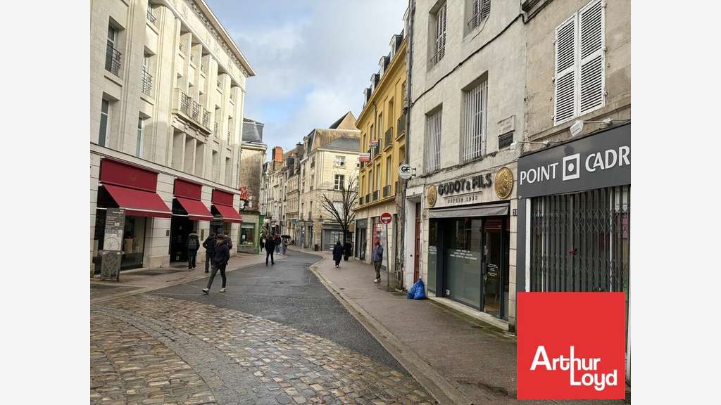 Local commercial pour invest à vendre à Poitiers