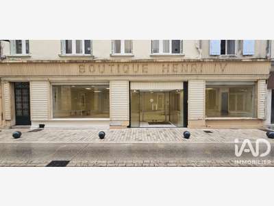 Vente local commercial 110m² à Castres centre