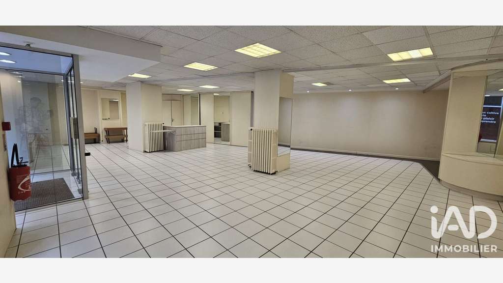 Vente local commercial 110m² à Castres centre