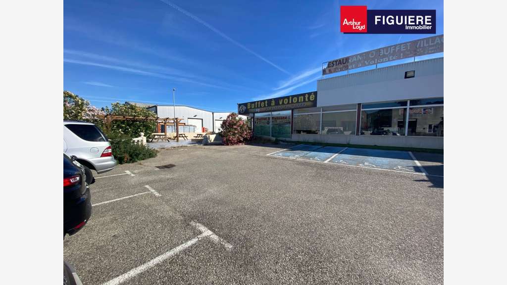 610m² de local à vendre ou à louer ZAC des Etangs