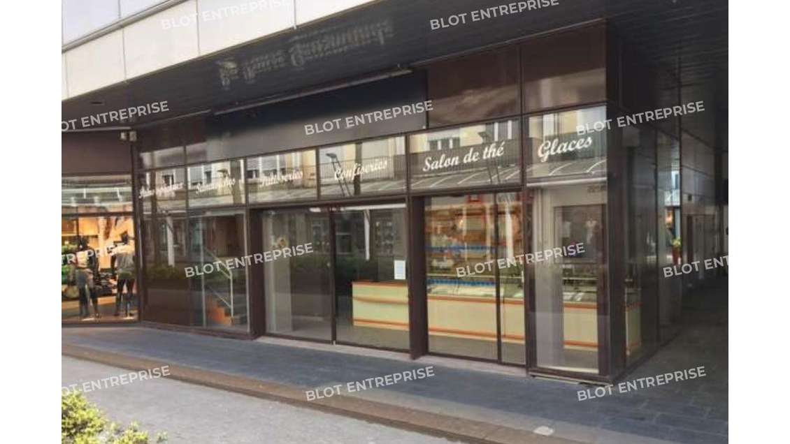 A vendre local 140m² à Saint-Nazaire Le Paquebot