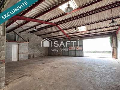 Vente local commercial 350m² à St-Pierre-du-Mont