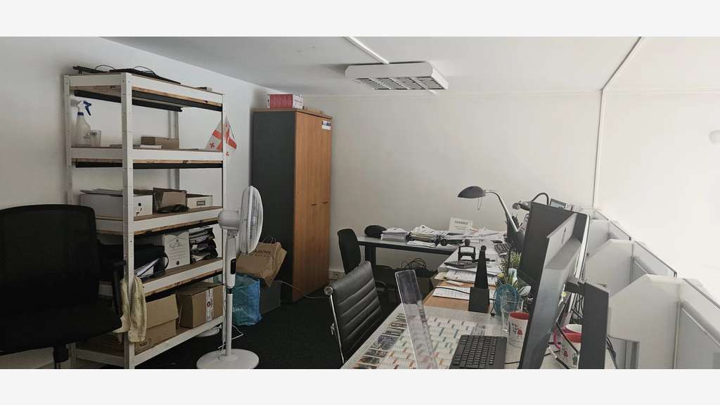 A vendre local commercial 38m² à Aix-les-Bains 