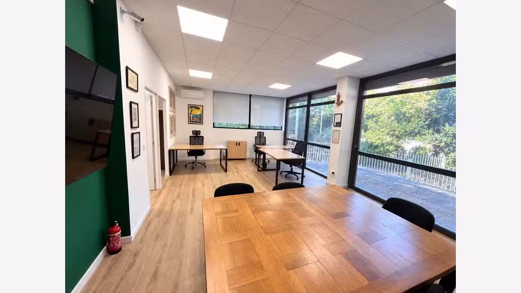 Vente local commercial rénové 62m² Toulon Beaulieu