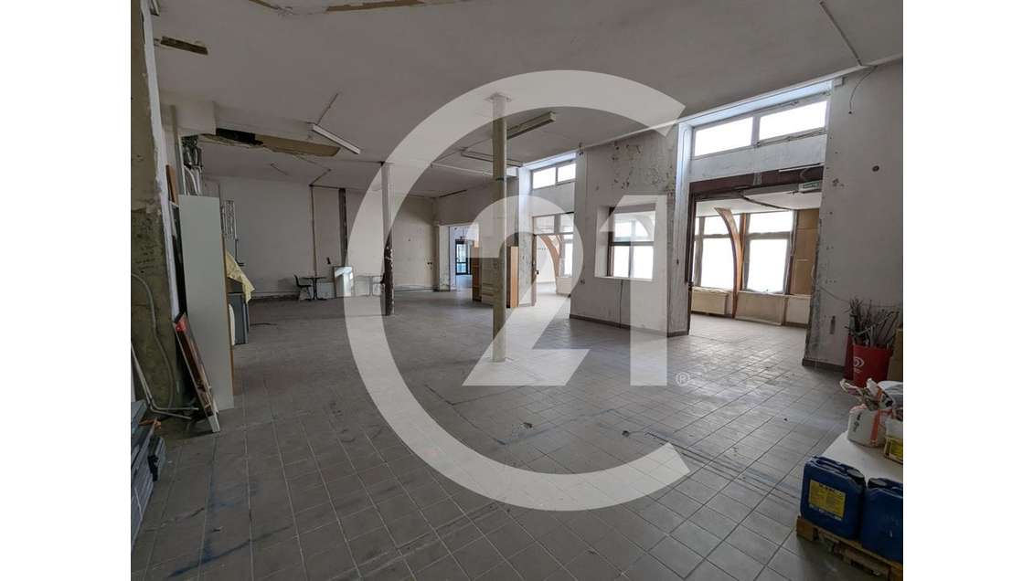 Vente local bureaux atypique 321m² à Valence