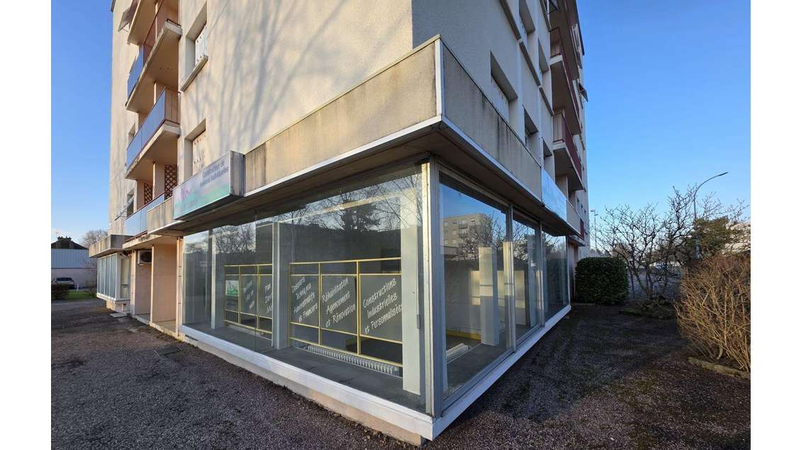Vente local commercial très lumineux 70m² à Vesoul