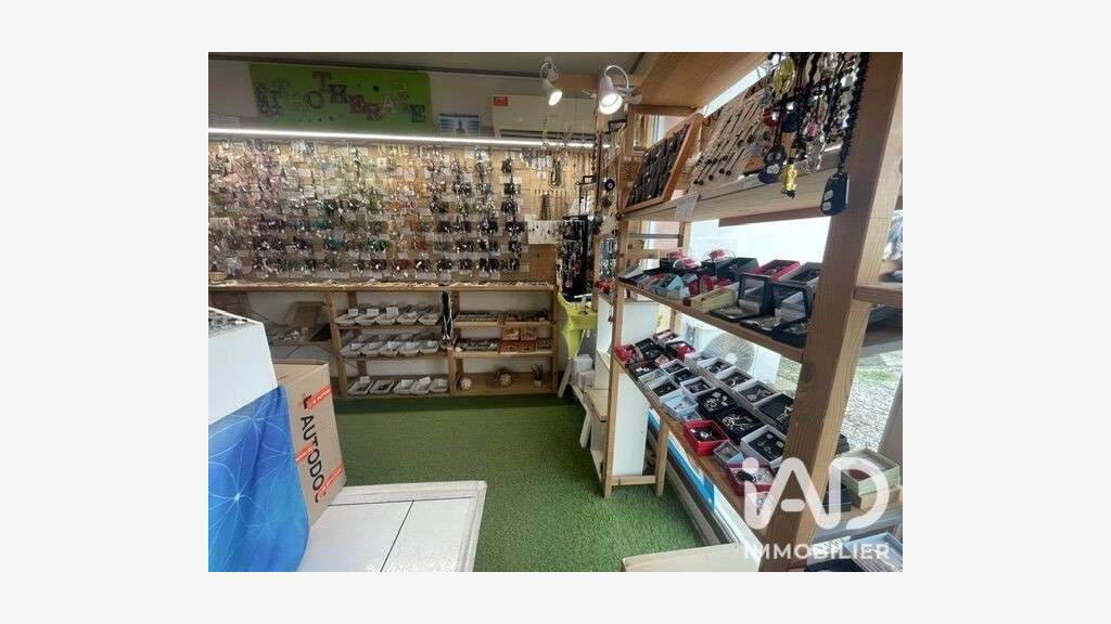 Vente magasin 60m² à Villenave d'Ornon