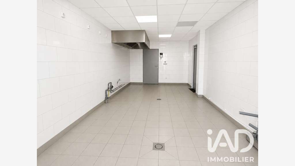 Vente local commercial en ZA à Retiers
