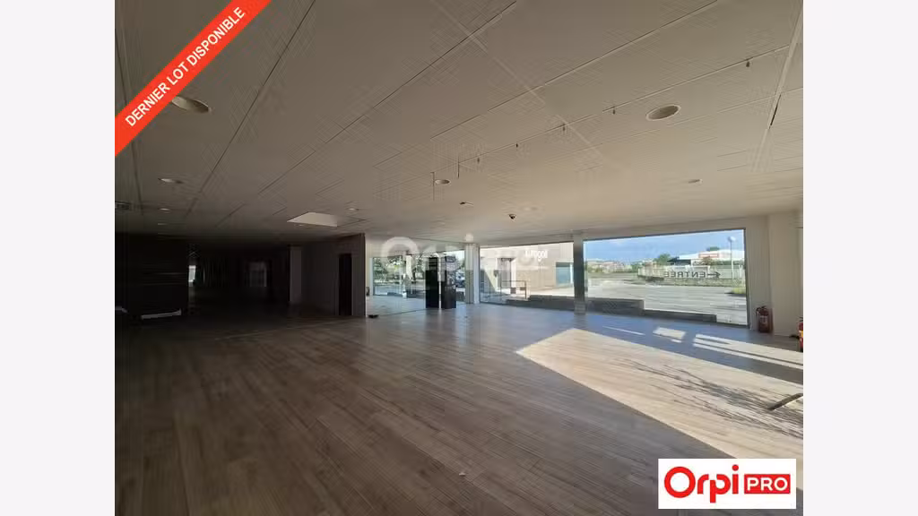 Local d'activité 291m² à vendre à Bourg de Péage