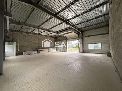Local d'activité 160m² à Douvres la Délivrande