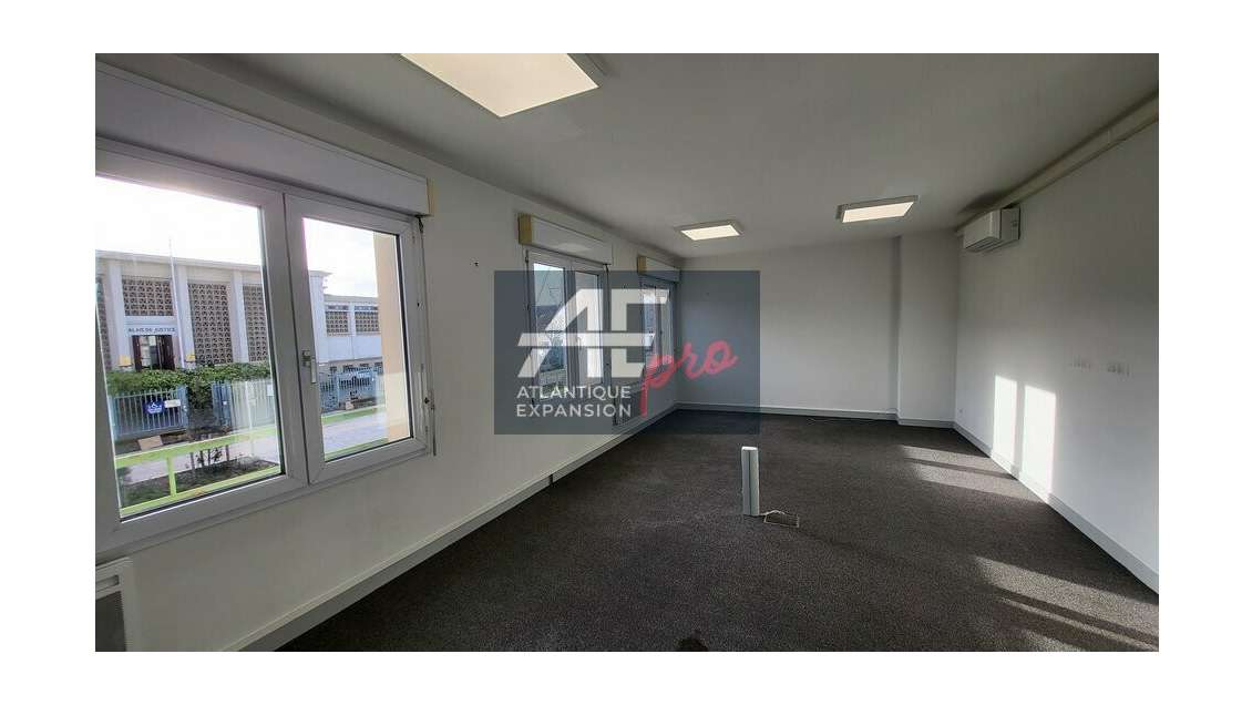 A vendre bureaux 112m² centre-ville de St-Nazaire