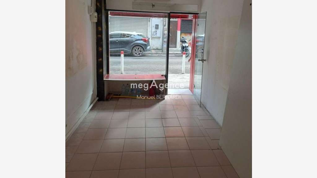 Local commercial 13m² centre ville Pointe-à-Pitre