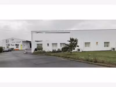 À vendre local industriel 3300m² à Châtillon/Loire