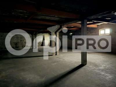 Vente local industriel 400m² à Montluçon centre