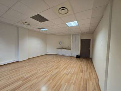 AV local de santé 40m² à La Valette Valgora 