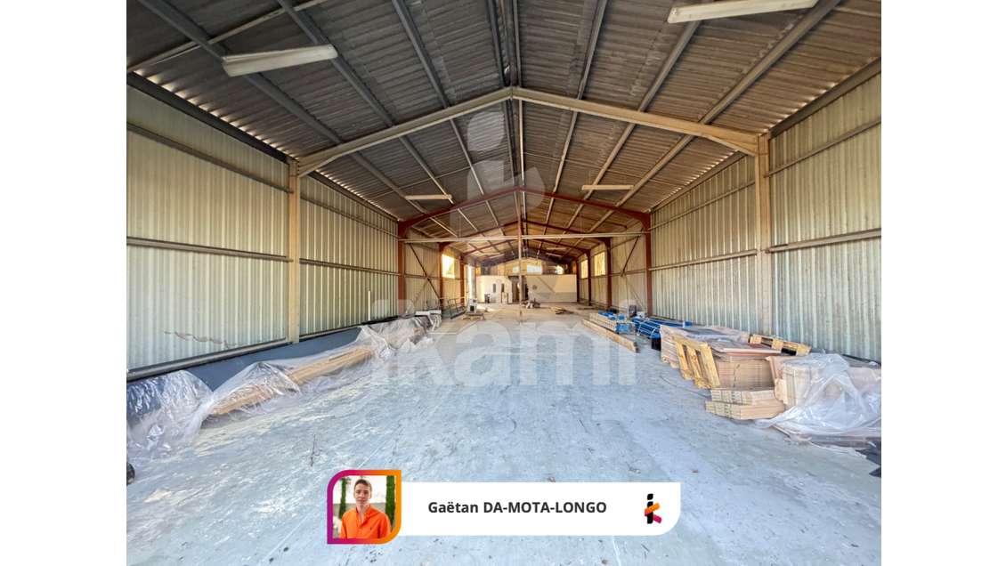 AV local modulable 709m² avec terrasse à La Teste