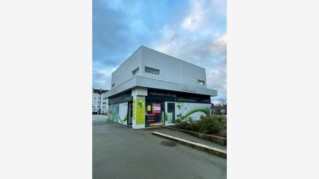Vente local professionnel 190m² à Vannes