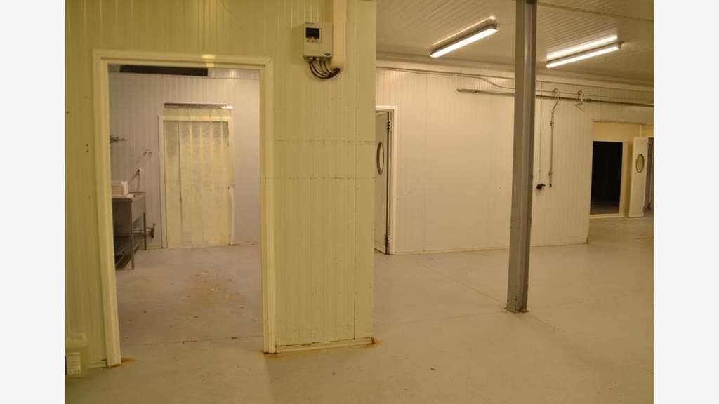 AV bâtiment agroalimentaire 1700m² à Blois