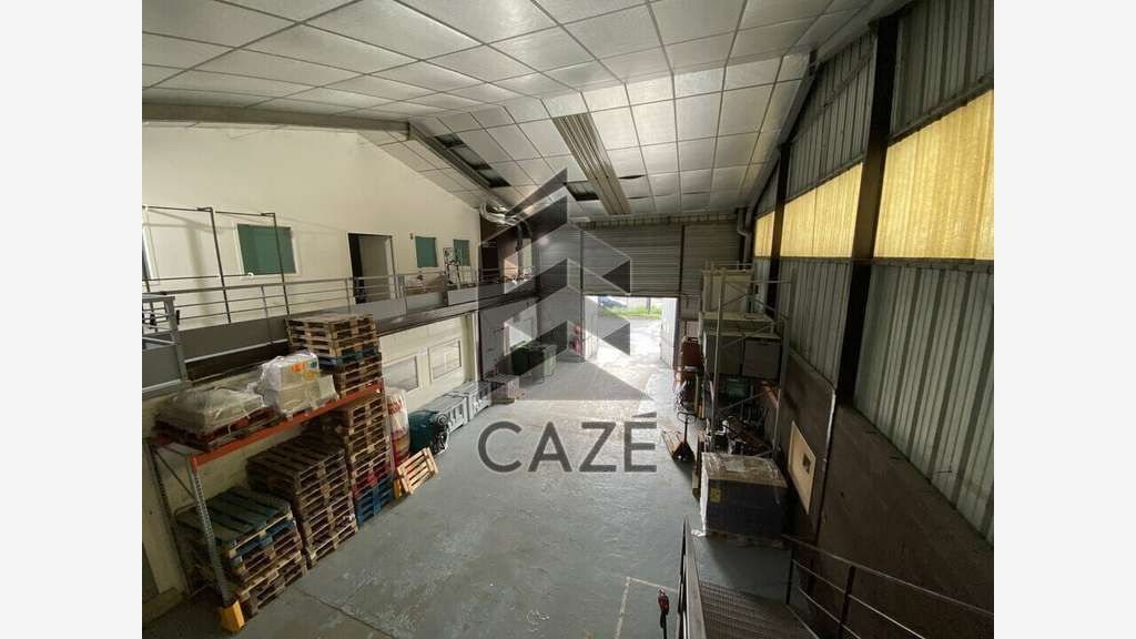 Vente bâtiment mixte 2773m² en za à Bordeaux Lac