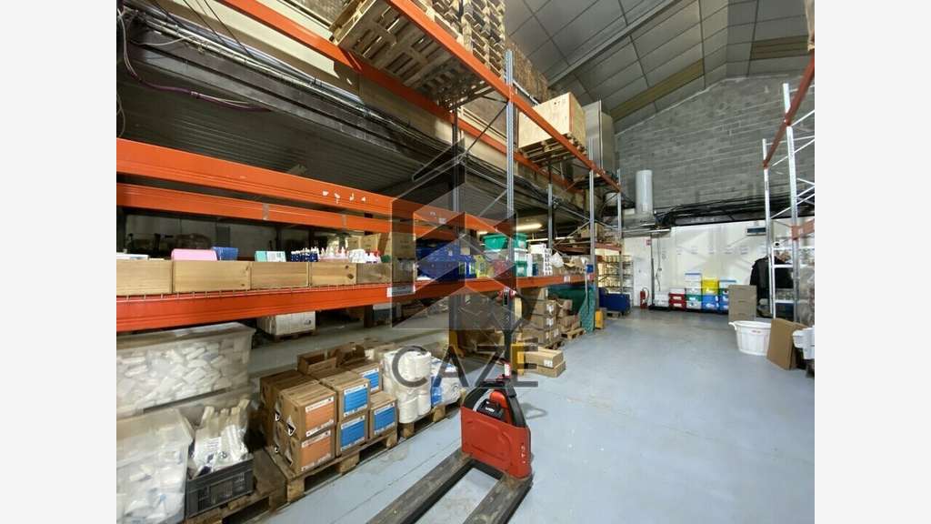 Vente bâtiment mixte 2773m² en za à Bordeaux Lac